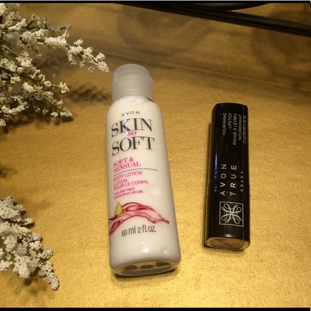 Avon Skin So Soft 2 Oz. & True Color Lipstick⚜️